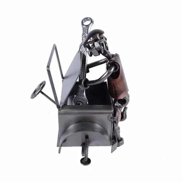 Figurine mécanicien, un cadeau pour mécanicien automobile