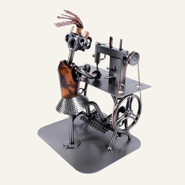 Cadeau pour couturière - Figurine couturière