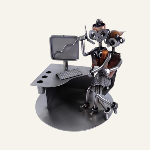 Figurine couple au bureau