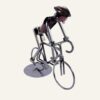 Figurine cycliste métal