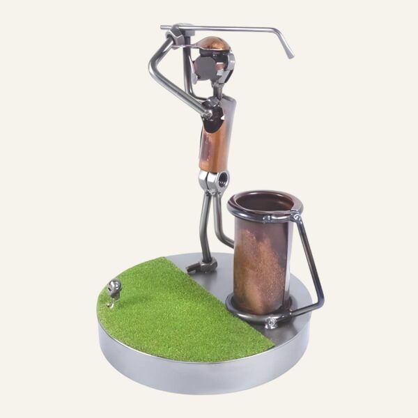 Figurine golfeur au swing