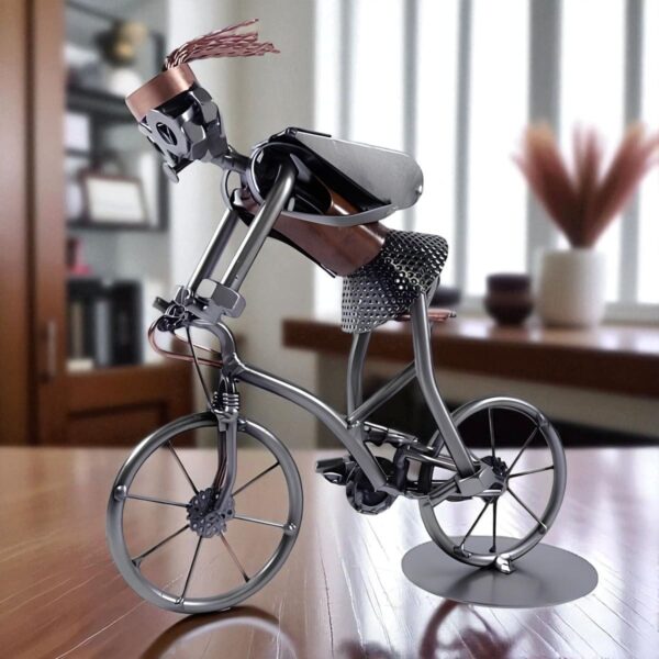 Figurine VTT femme