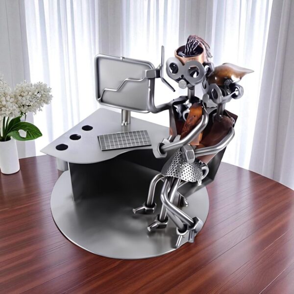 Figurine couple sexe au bureau