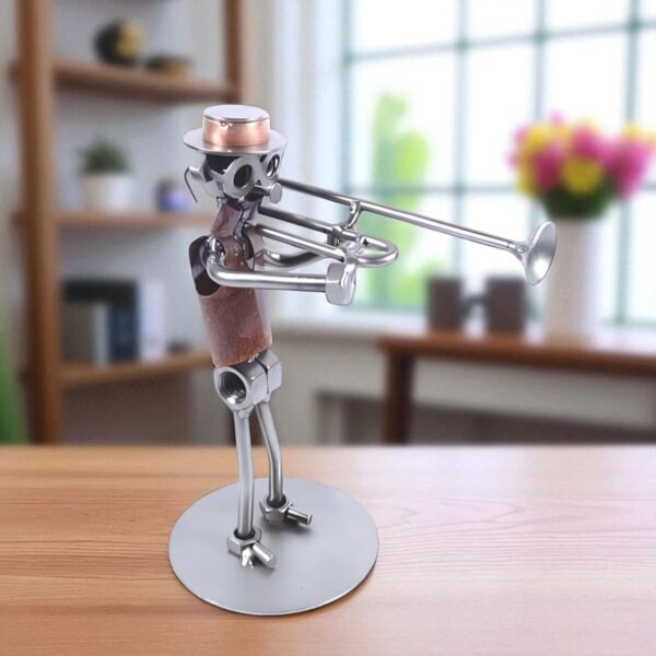 Figurine tromboniste homme