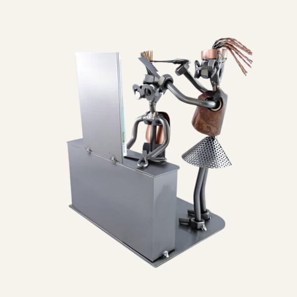 Figurine coiffeuse debout – Image 3