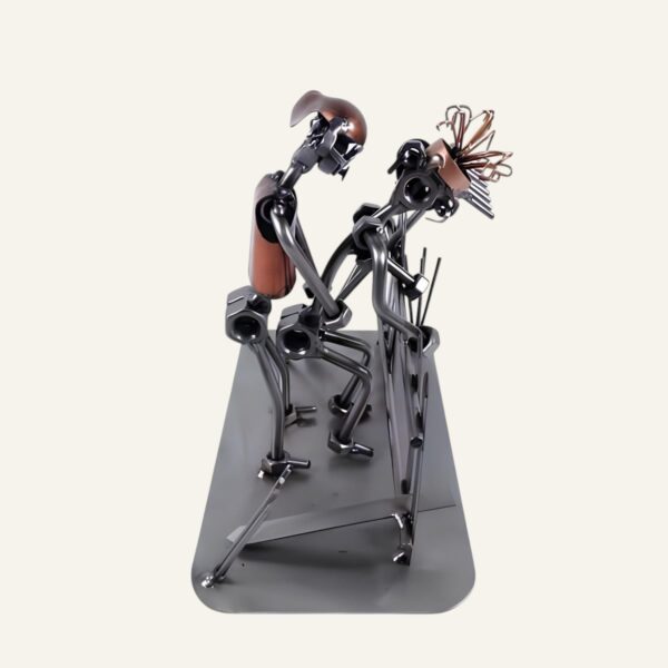 Figurine humoristique sexe dans le jardin en métal