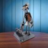 Idée cadeau jardin femme - Figurine jardinière