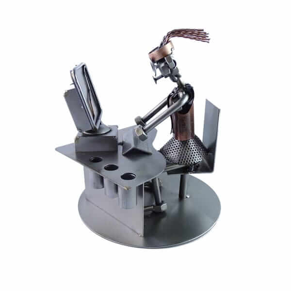 Idée cadeau secrétaire - Figurine secrétaire