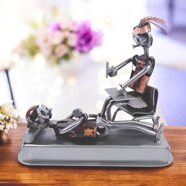 Figurine psychologue femme métal - Cadeau pour psychologue