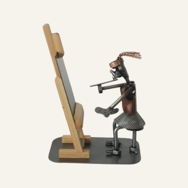 Cadeau pour une artiste - Figurine peintre femme