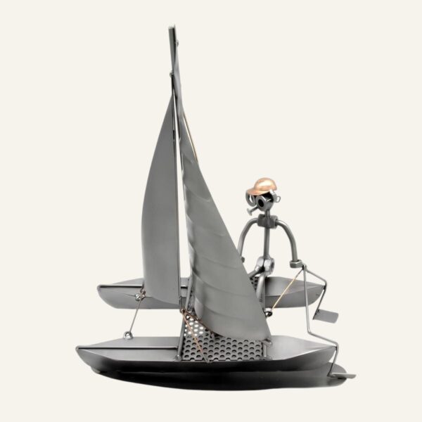 Cadeau voileux - Figurine catamaran en métal