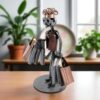 Cadeau humour femme - Figurine femme accro au shopping