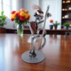 Figurine contrebassiste femme
