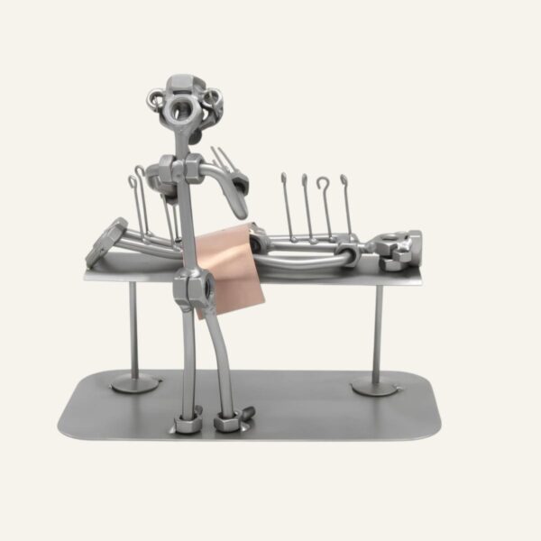Cadeau acupuncteur - figurine acupuncteur en métal