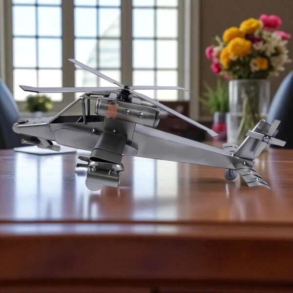 Maquette hélicoptère Apache en métal