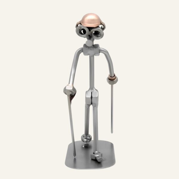 Figurine randonneur homme en métal : une Idée cadeau pour un homme qui pratique la marche à pied