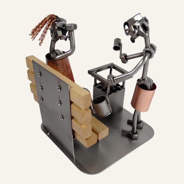 Figurine couple au sauna en métal