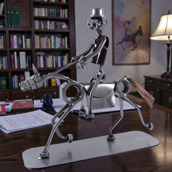 Figurine cheval et cavalier en métal style industriel pour décoration intérieure
